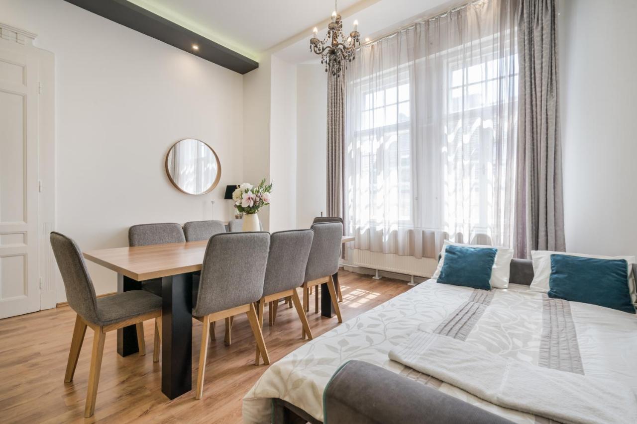 Real Apartments Zichy 부다페스트 외부 사진