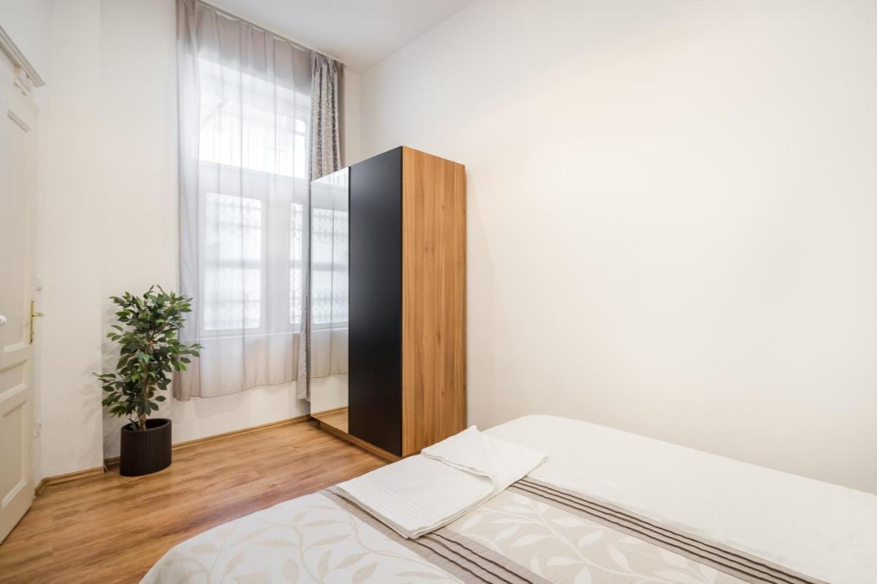 Real Apartments Zichy 부다페스트 외부 사진